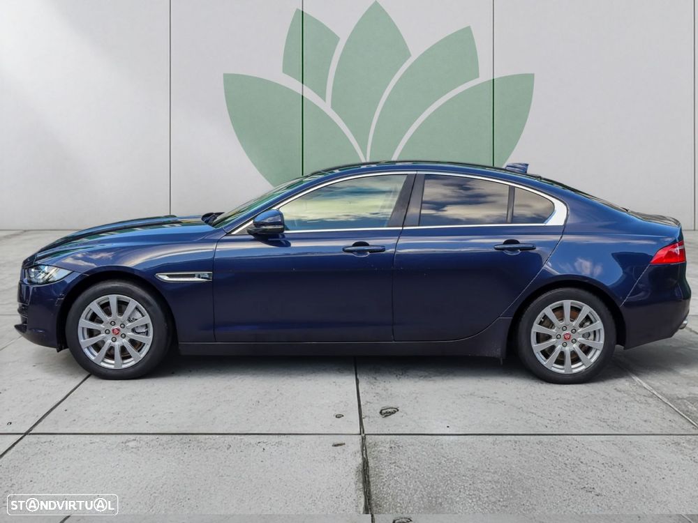 Jaguar XE 2.0 D Portfolio AWD Aut. - 4