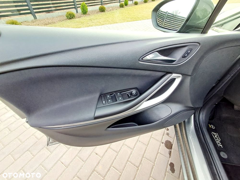 Opel Astra 1.6 CDTI Enjoy - 18