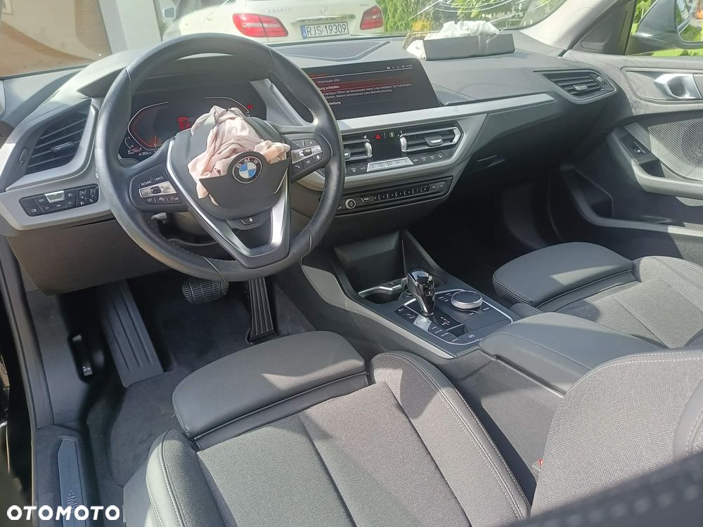 BMW Seria 2 218d Sport Line sport - 14