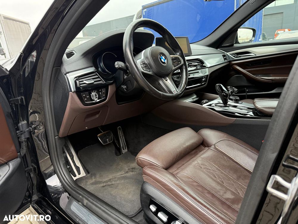 BMW Seria 5 520d xDrive AT - 9