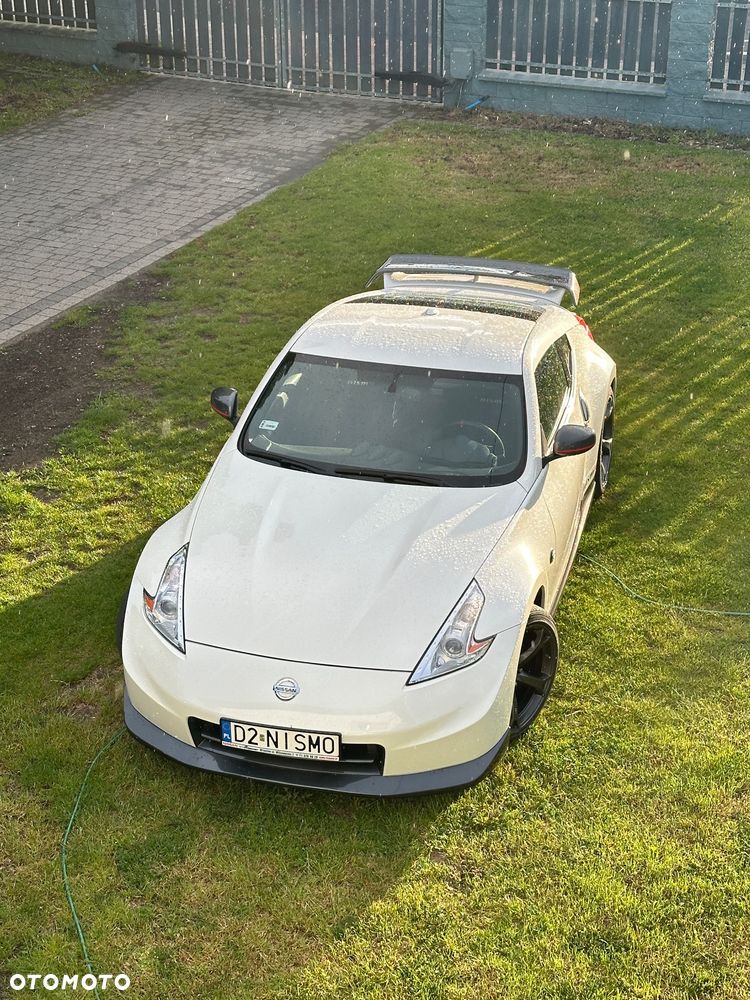 Nissan 370 Z 3.7 V6 Nismo - 2