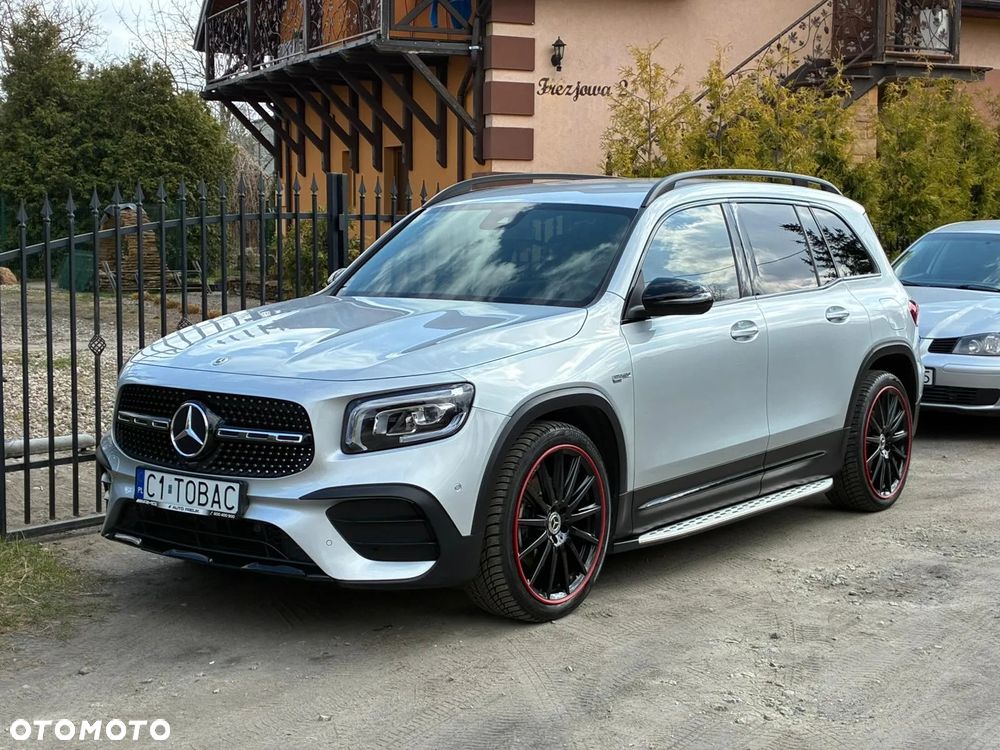 Mercedes-Benz GLB 200 4-Matic AMG Line 8G-DCT - 1
