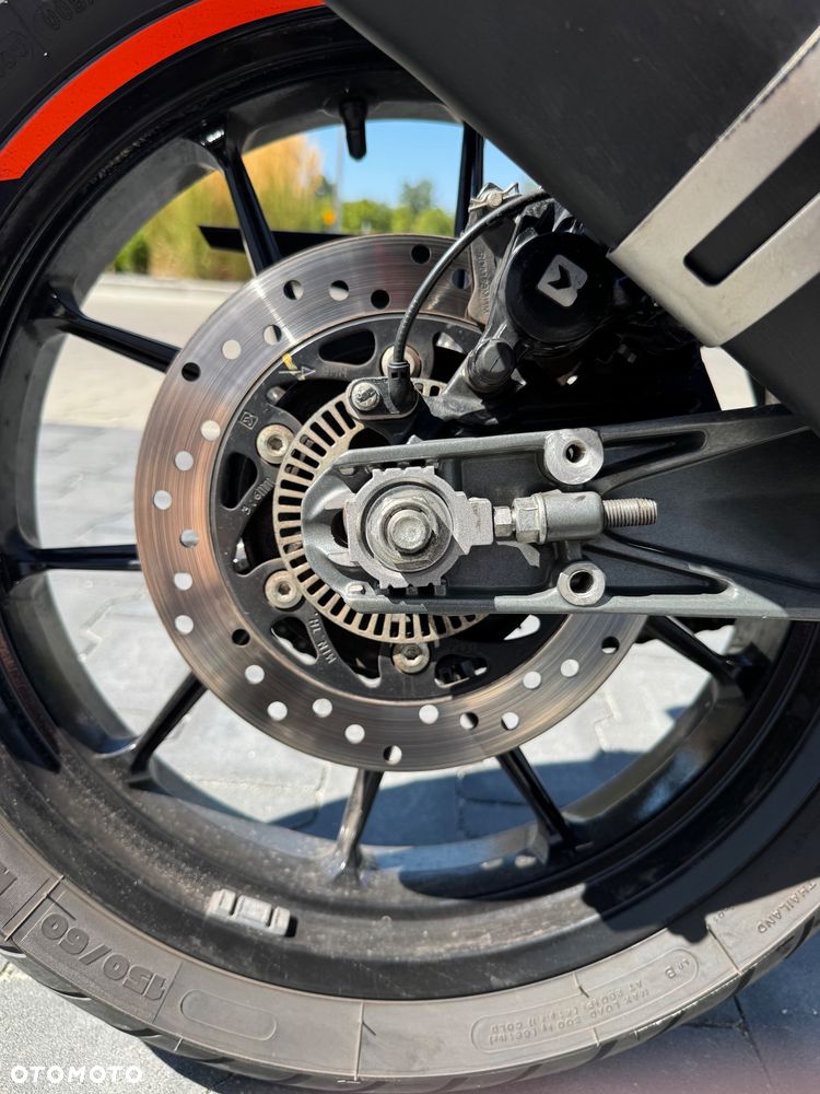 KTM Duke 125 - 16