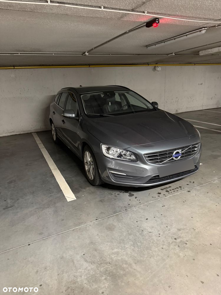 Volvo V60 D3 Drive-E Momentum - 6