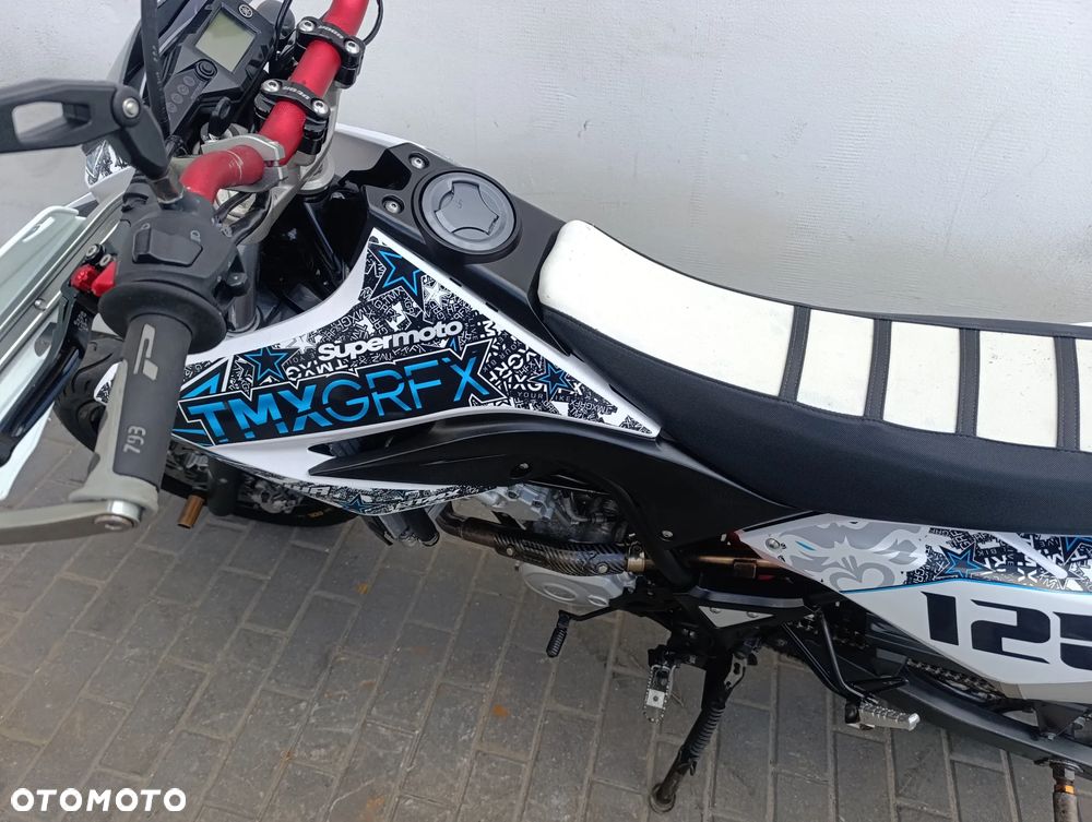 Yamaha WR - 12