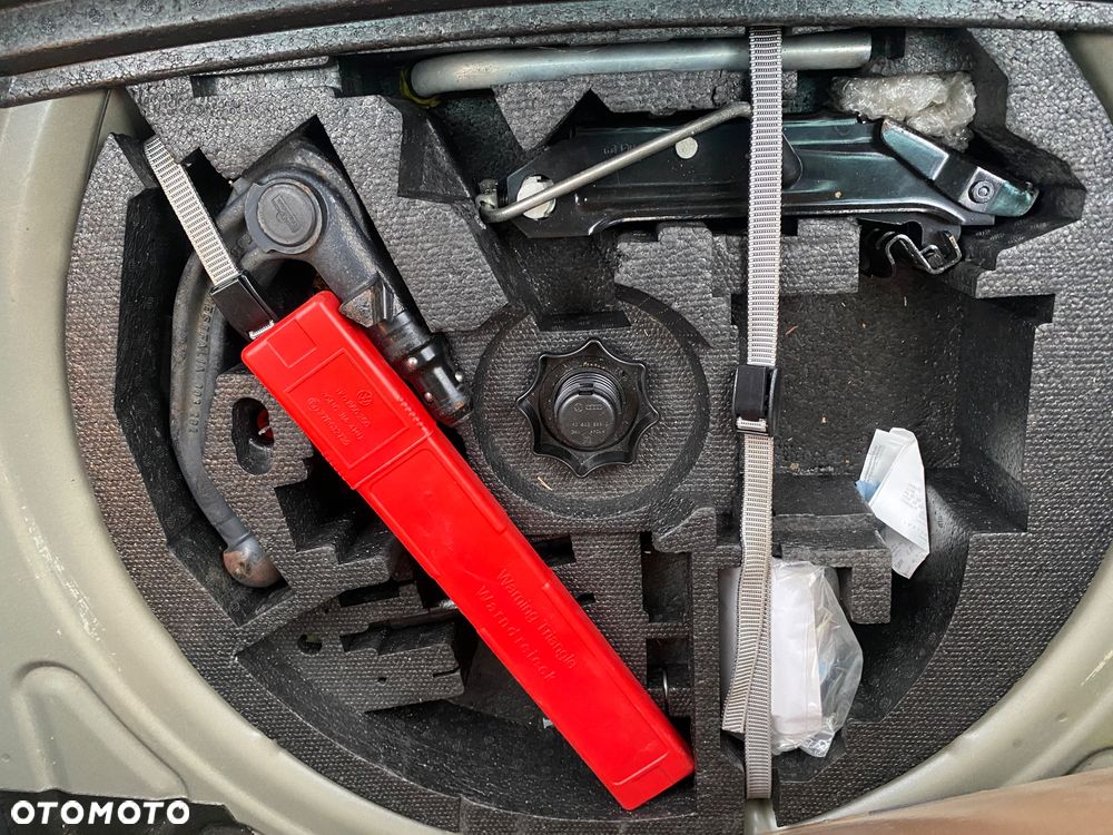 Volkswagen Golf Plus 1.4 TSI Highline - 36