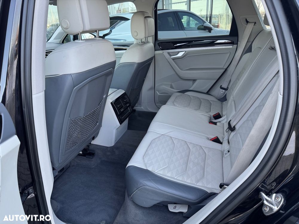 Volkswagen Touareg 3.0 V6 TDI 4Motion DPF Automatik Atmosphere - 14