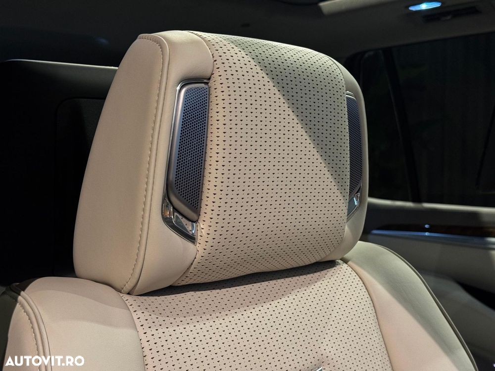 Cadillac Escalade - 36