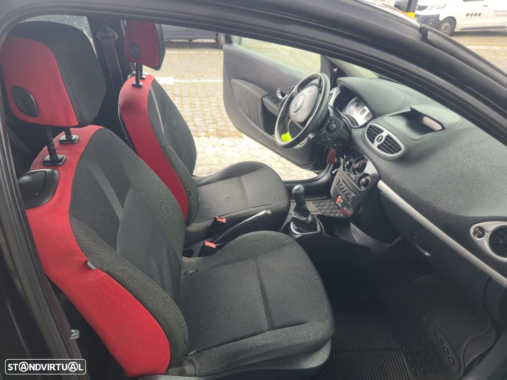 Renault Clio 1.5 dCi Rip Curl - 3