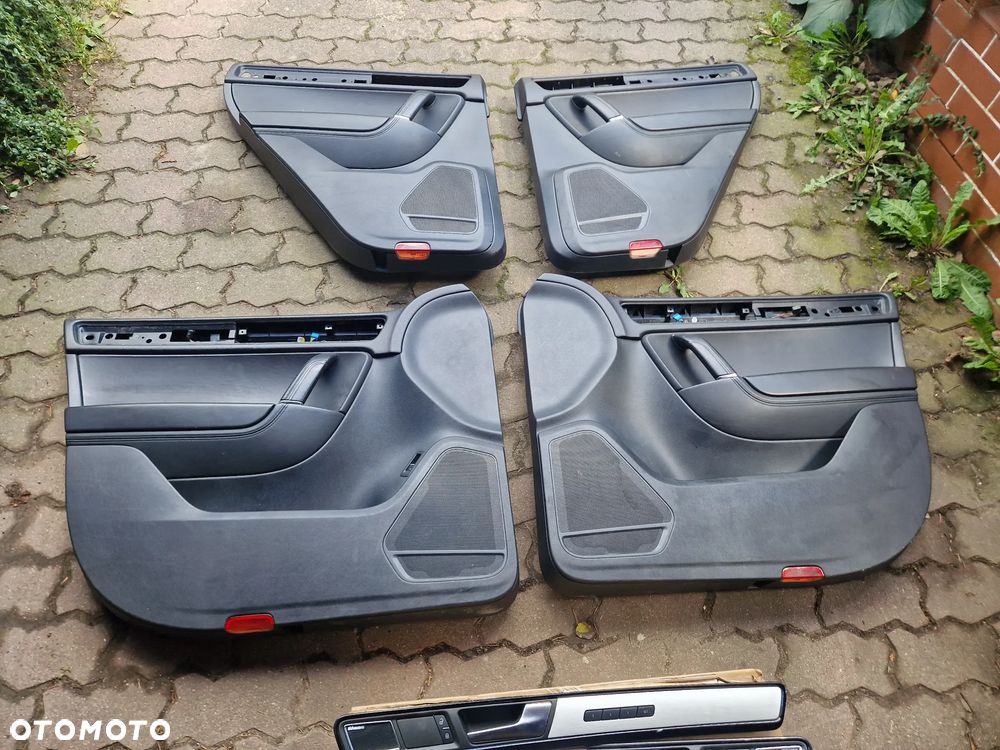 Volkswagen Touareg II Zestaw Audio 7P6035466 Komplet - 6