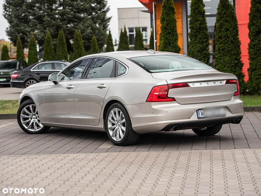 Volvo S90 D5 AWD Momentum - 9