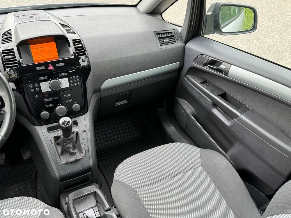 Opel Zafira 1.7 CDTI Essentia - 19