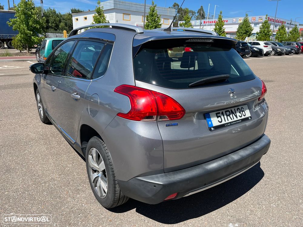 Peugeot 2008 1.6 BlueHDi Style - 3