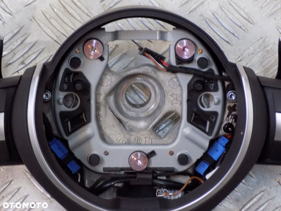 BMW F39 F48 KIEROWNICA SKÓRA ŁOPATKI MULTIF M-PAK - 4