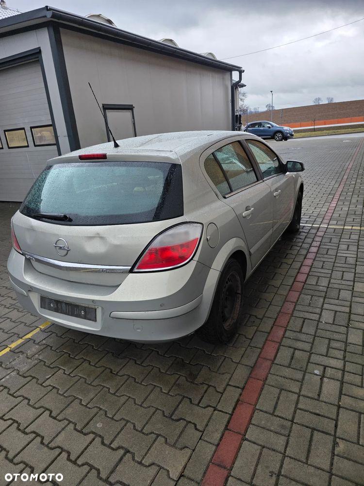 Opel Astra 1.6 Elegance - 2