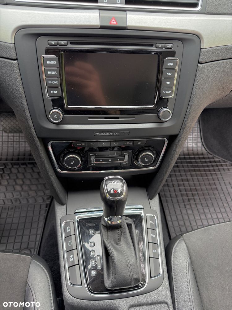 Skoda Superb 2.0 TDI Green tec 4x4 DSG Elegance - 27