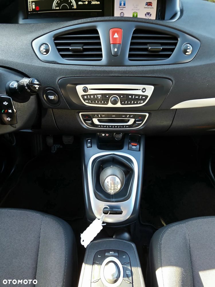 Renault Scenic 1.6 16V 110 TomTom Edition - 13