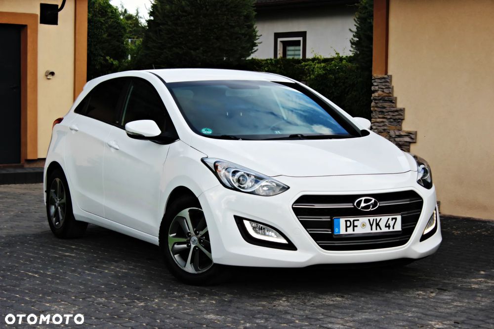 Hyundai i30 1.4 Select - 27