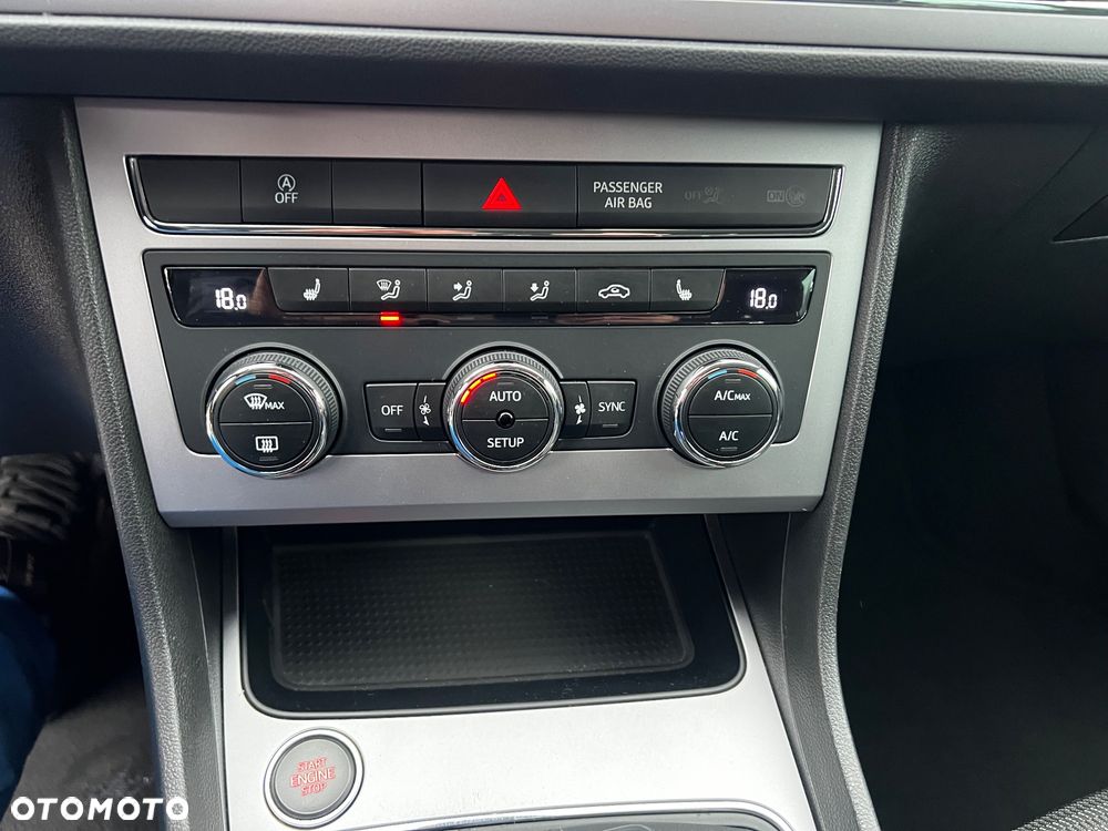 Seat Leon 2.0 TDI DPF Start&Stop DSG XCELLENCE - 13