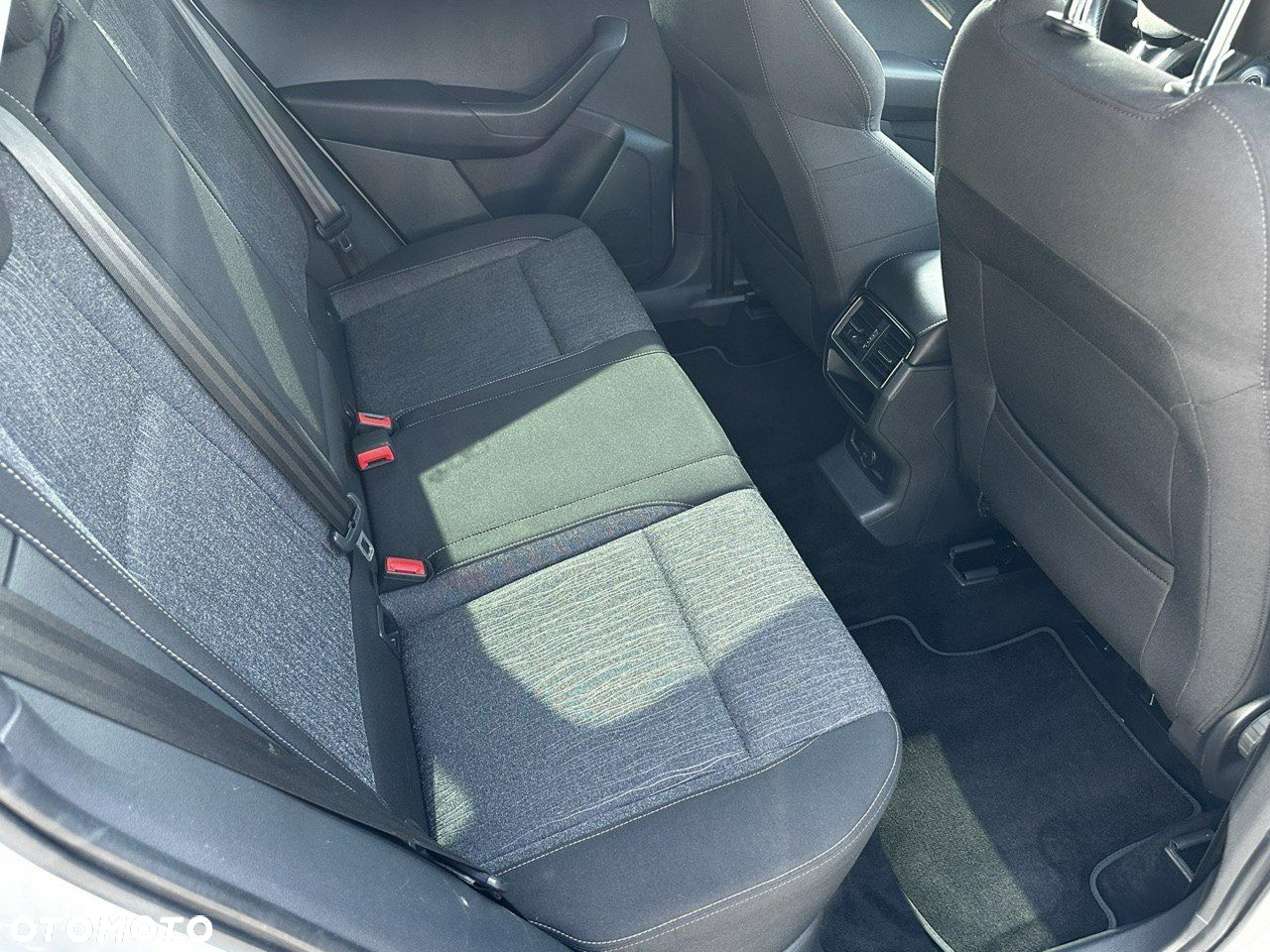 Skoda Karoq 2.0 TDI SCR 4x4 DSG Style - 22