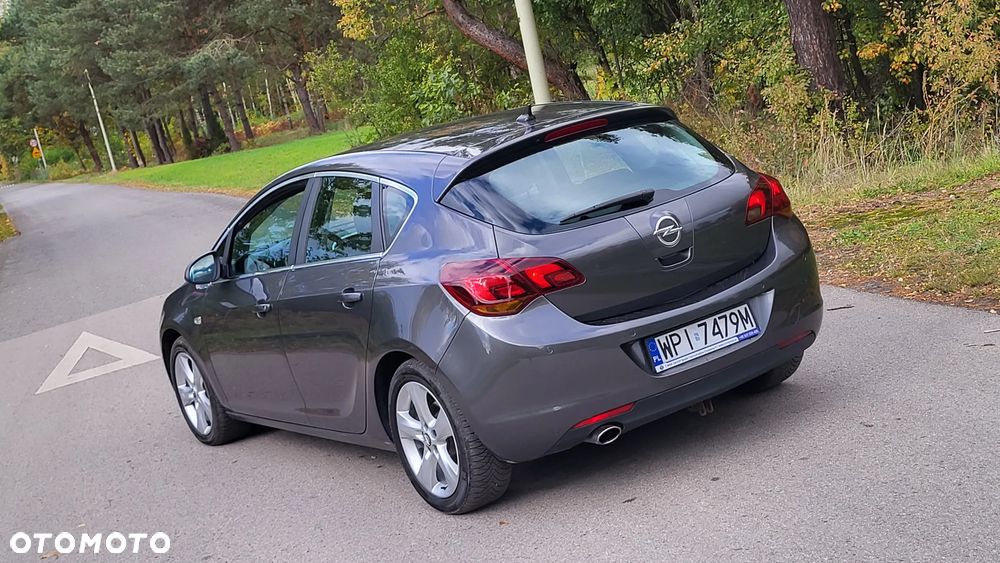 Opel Astra 1.4 Turbo Sport - 8