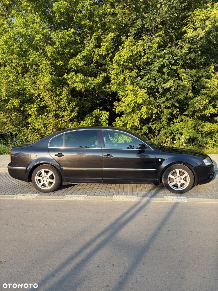 Skoda Superb 2.0 TDI DPF Edition 100 - 3