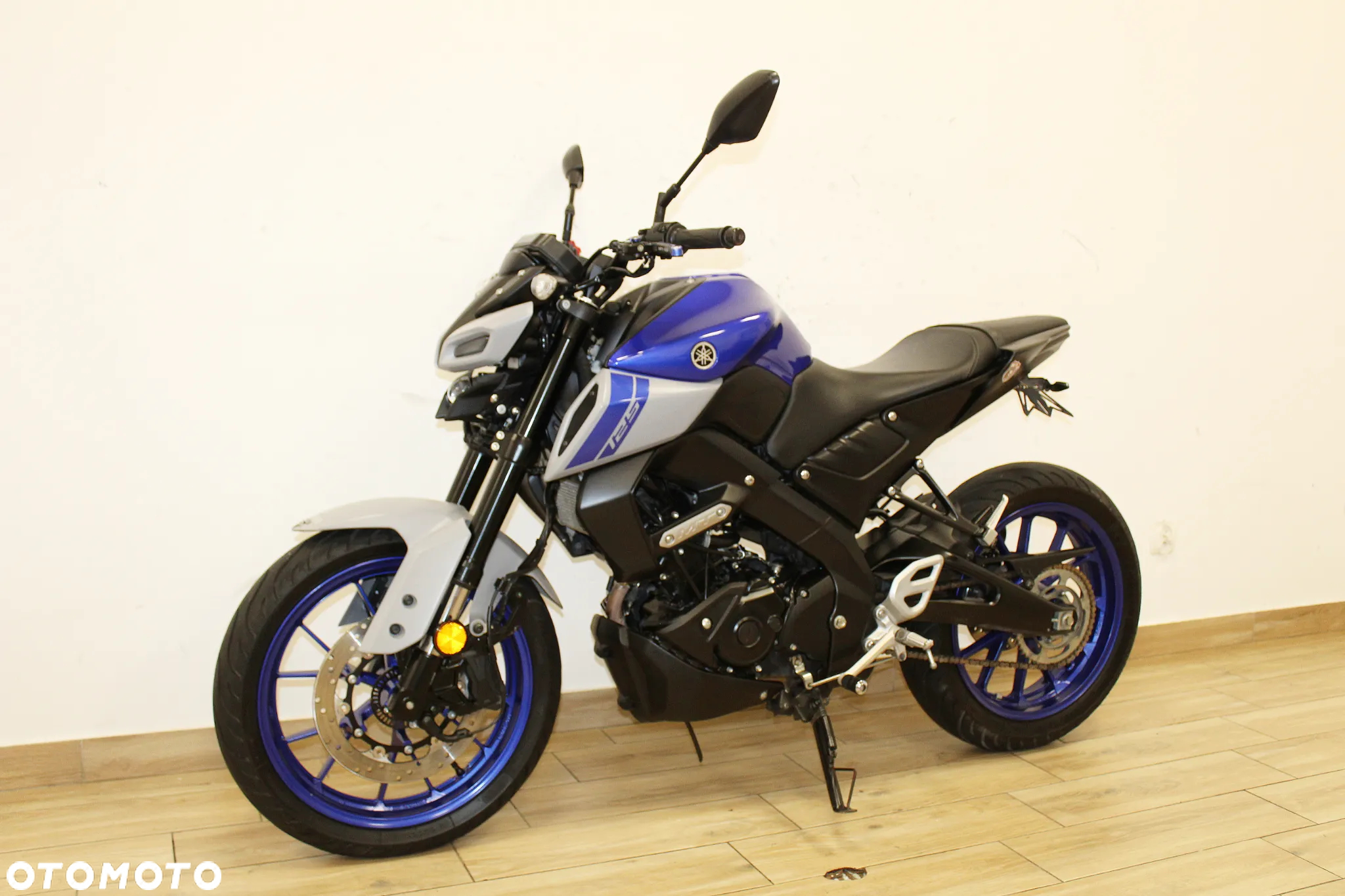 Yamaha MT - 4