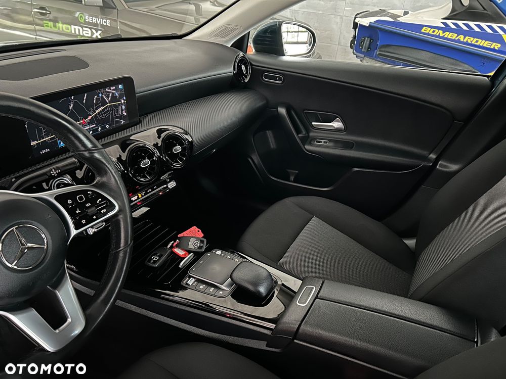 Mercedes-Benz Klasa A 180 d 7G-DCT - 9