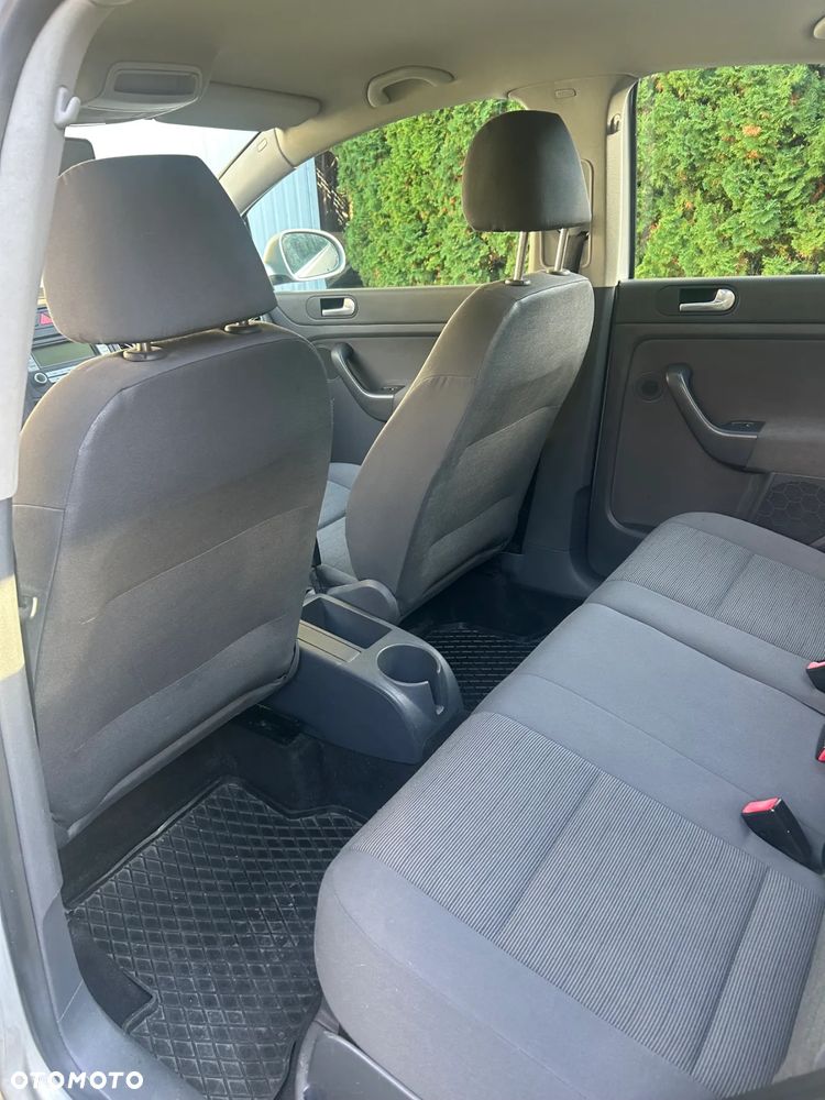 Volkswagen Golf Plus - 13