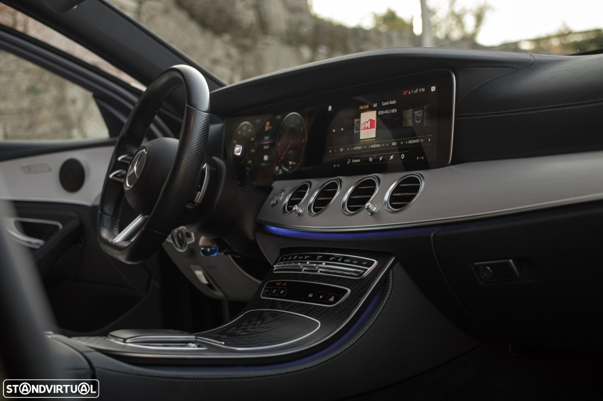 Mercedes-Benz E 300 - 22