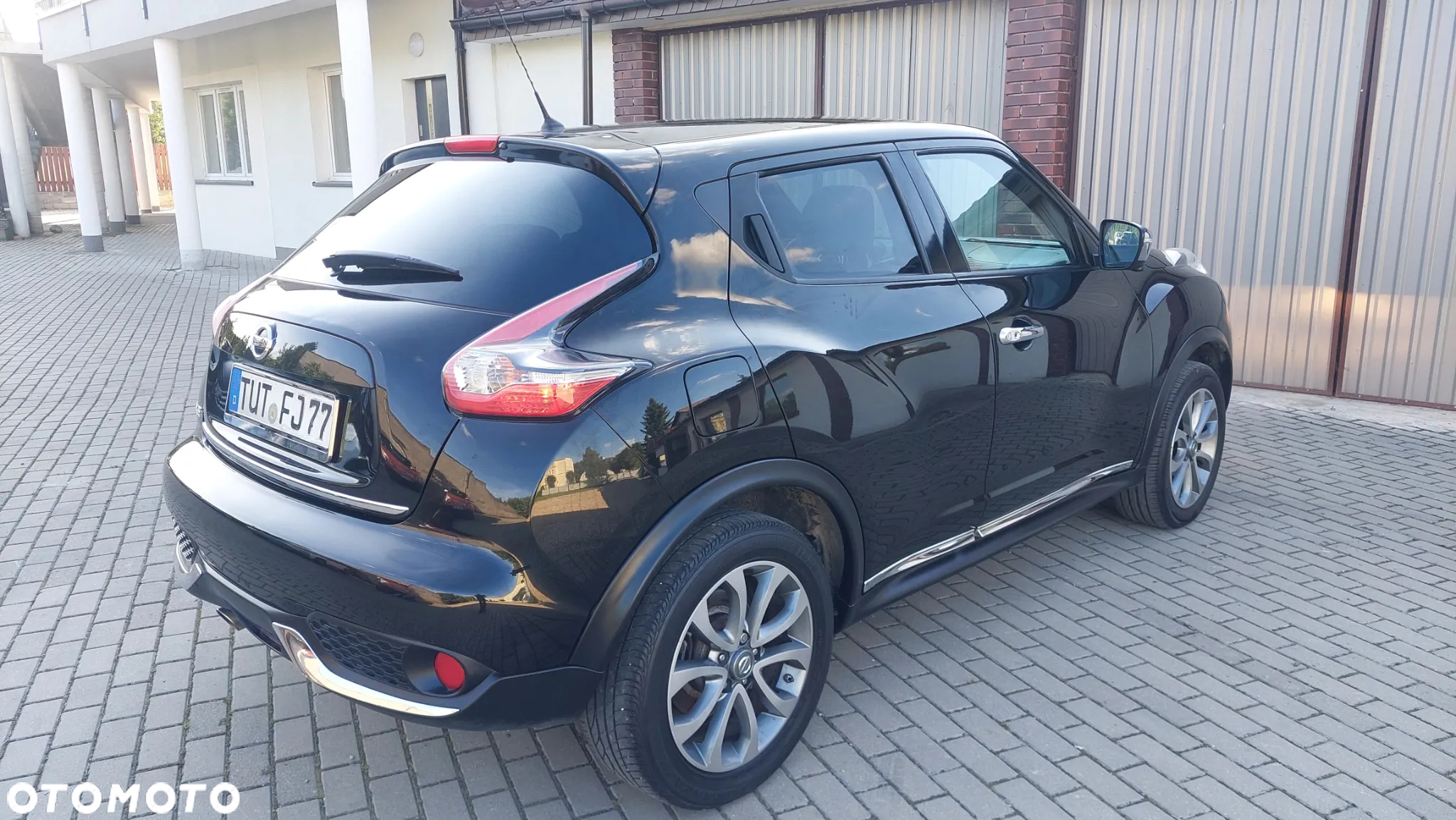 Nissan Juke 1.6 DIG-T Tekna 4WD Xtronic EU6 - 9