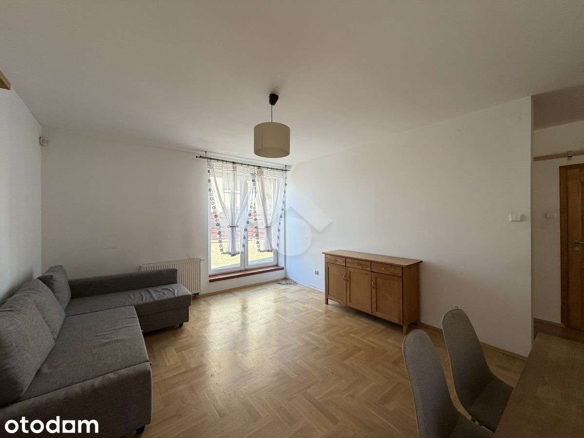 2 pokoje, taras, balkon, tramwaj, parking dla mieszkańców, MPEC