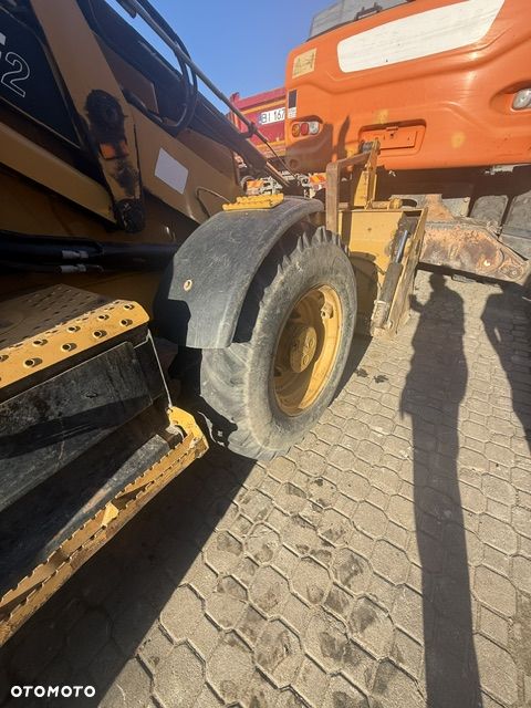 Caterpillar 432F2 - 17