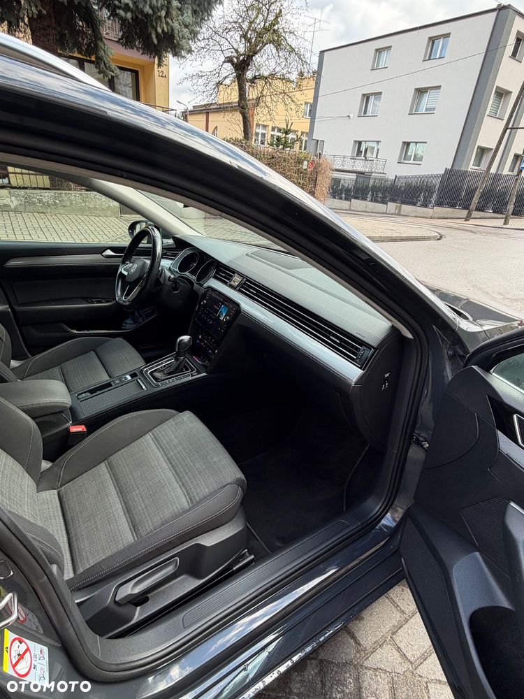 Volkswagen Passat 2.0 TDI Business DSG - 15