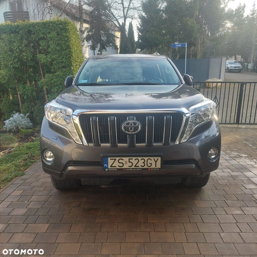 Toyota Land Cruiser LC 2.8 D-4D Prado - 8