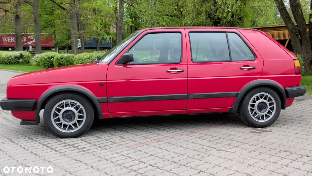 Volkswagen Golf 1.3 - 6
