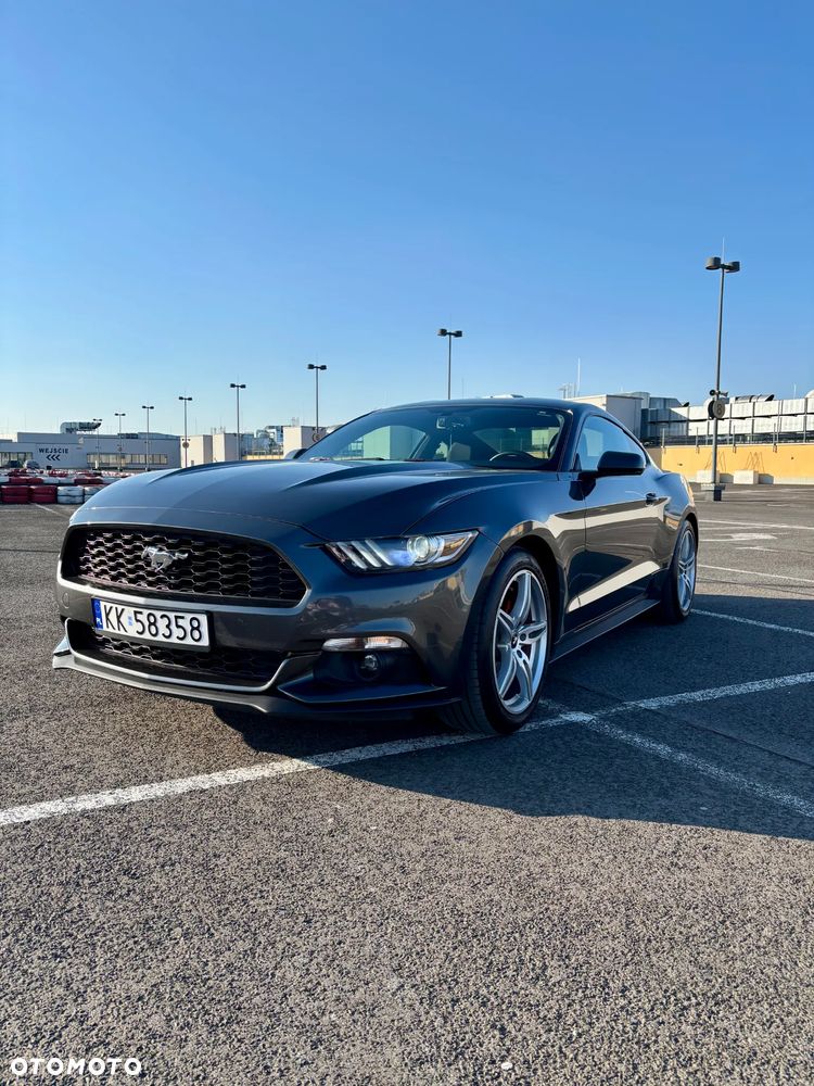 Ford Mustang 2.3 Eco Boost - 5