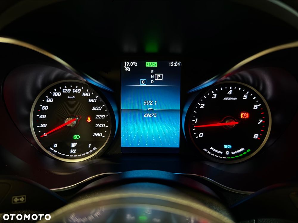 Mercedes-Benz GLC 200 4Matic 9G-TRONIC AMG Line - 10