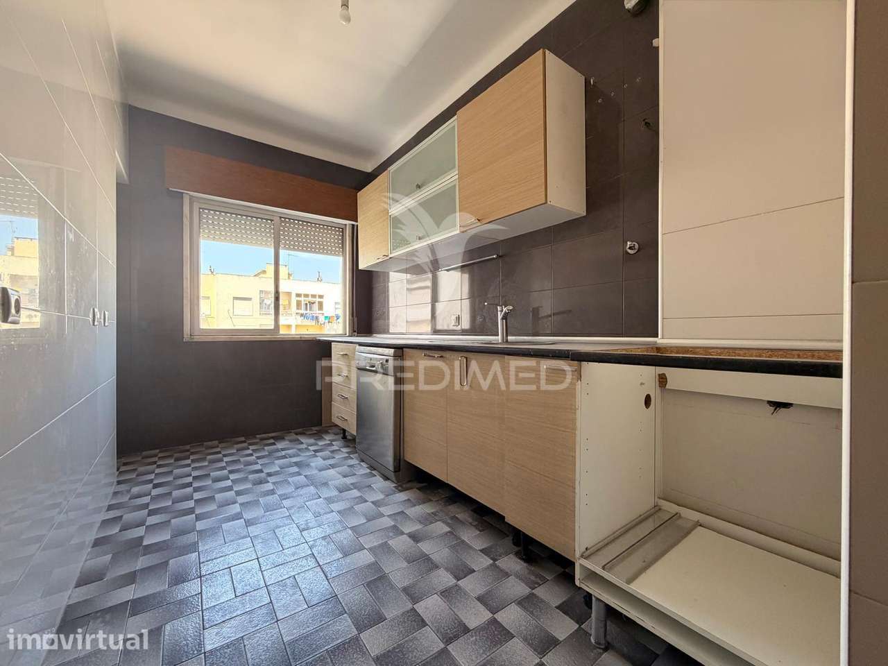 Arrenda-se apartamento T3 no centro de Setúbal - Grande imagem: 5/36