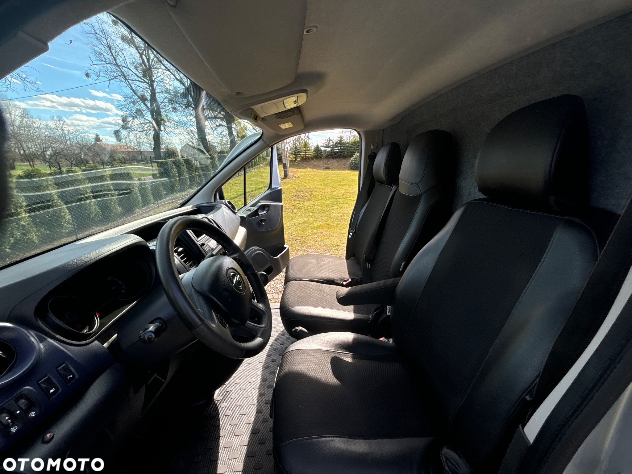 Opel Vivaro - 16