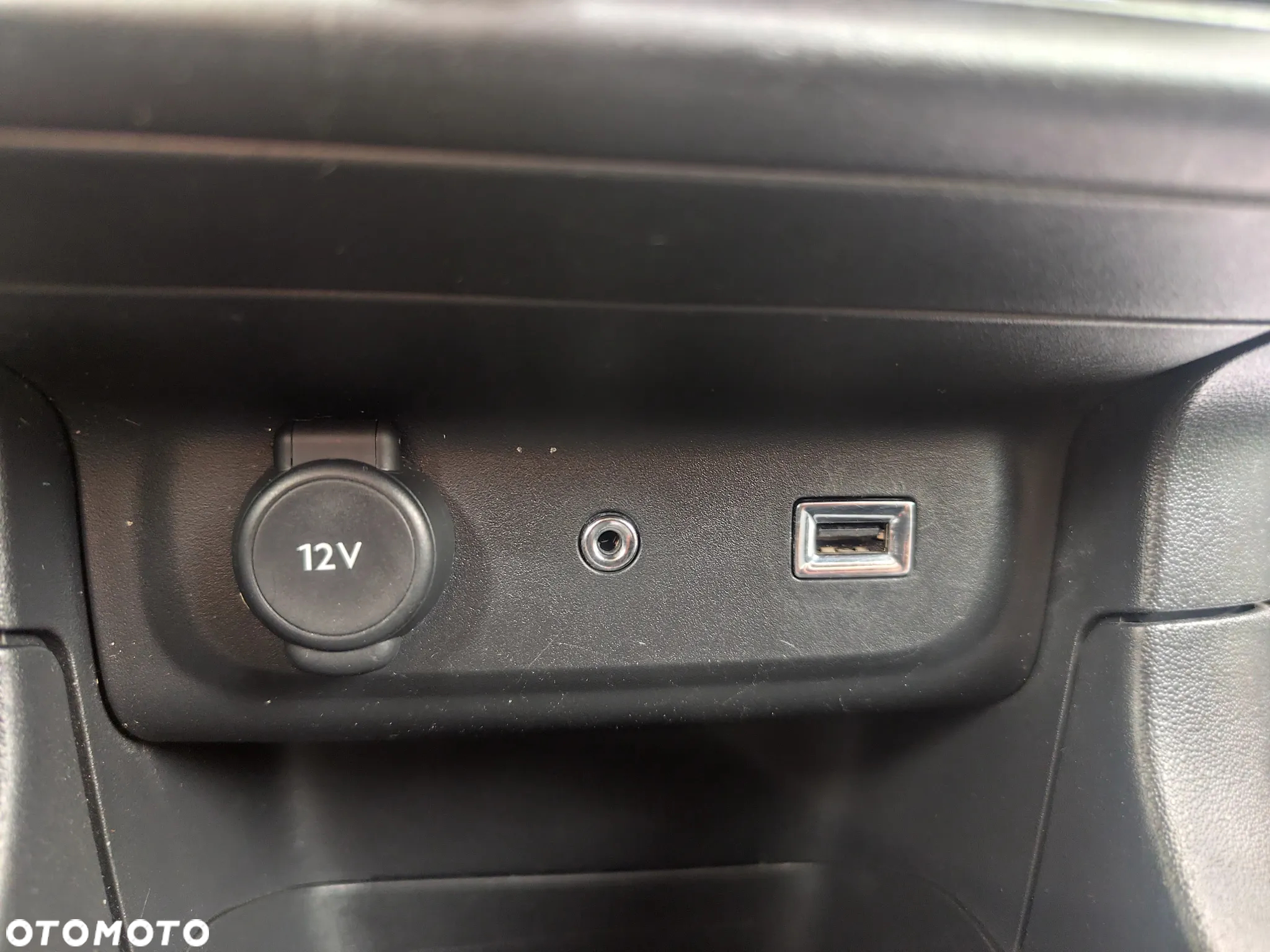 Citroën C3 1.2 PureTech Exclusive - 16