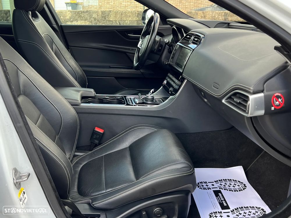 Jaguar XE 2.0 D R-Sport Aut. - 14