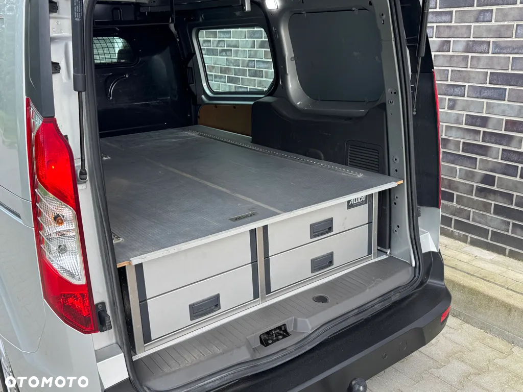 Ford Transit Connect - 20