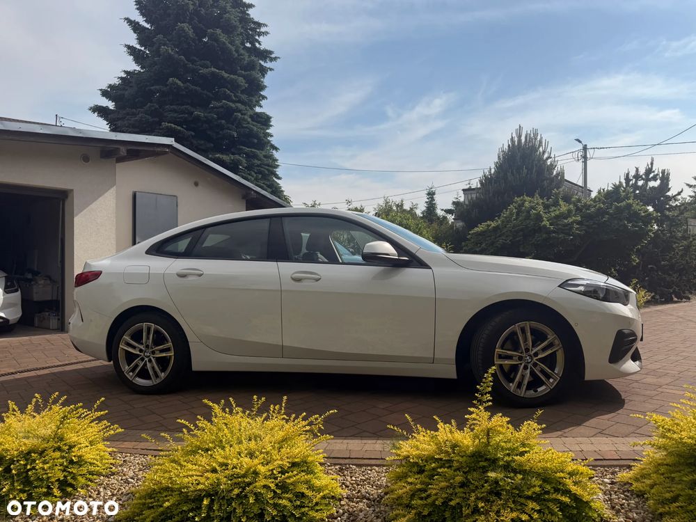 BMW Seria 2 218i - 8