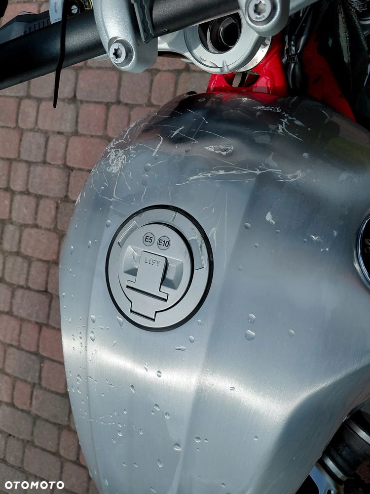 BMW R - 12