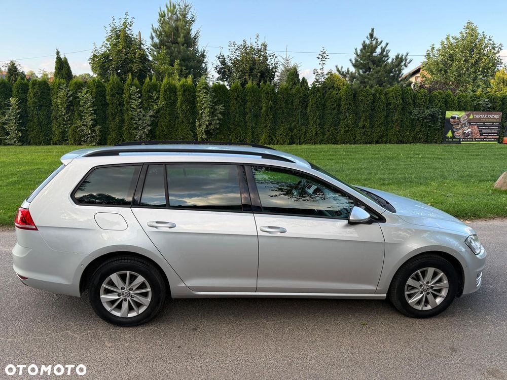 Volkswagen Golf - 8