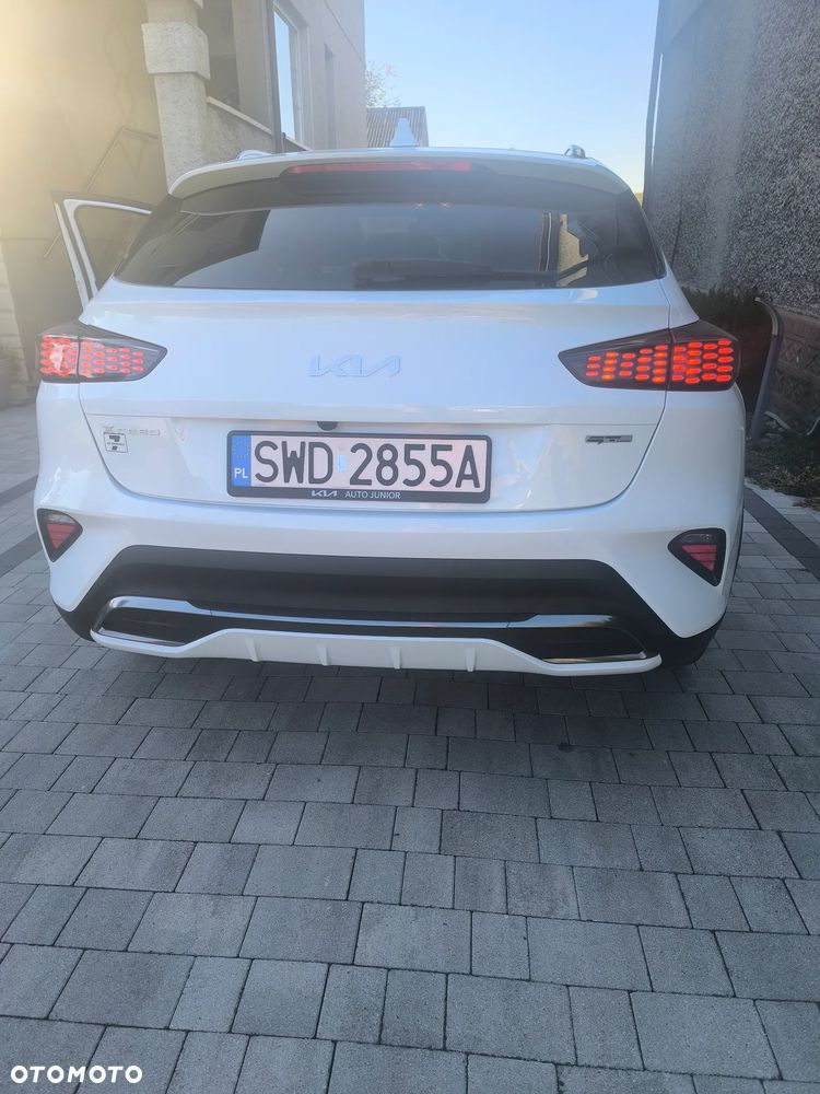 Kia XCeed - 10