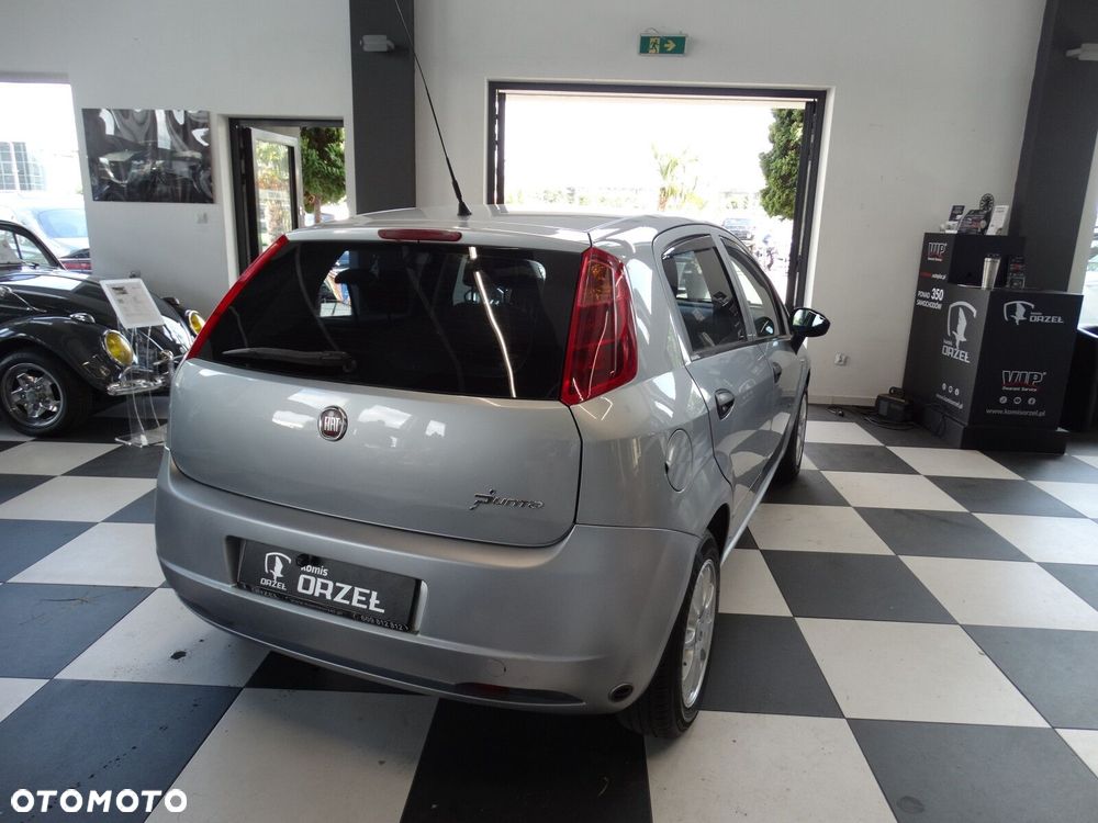 Fiat Grande Punto - 6