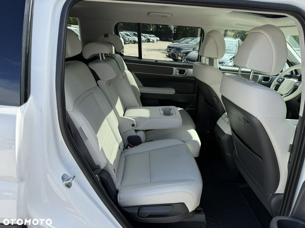 Hyundai Santa Fe - 15