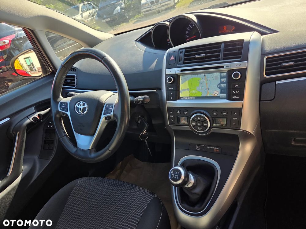 Toyota Verso 1.8 Premium - 7